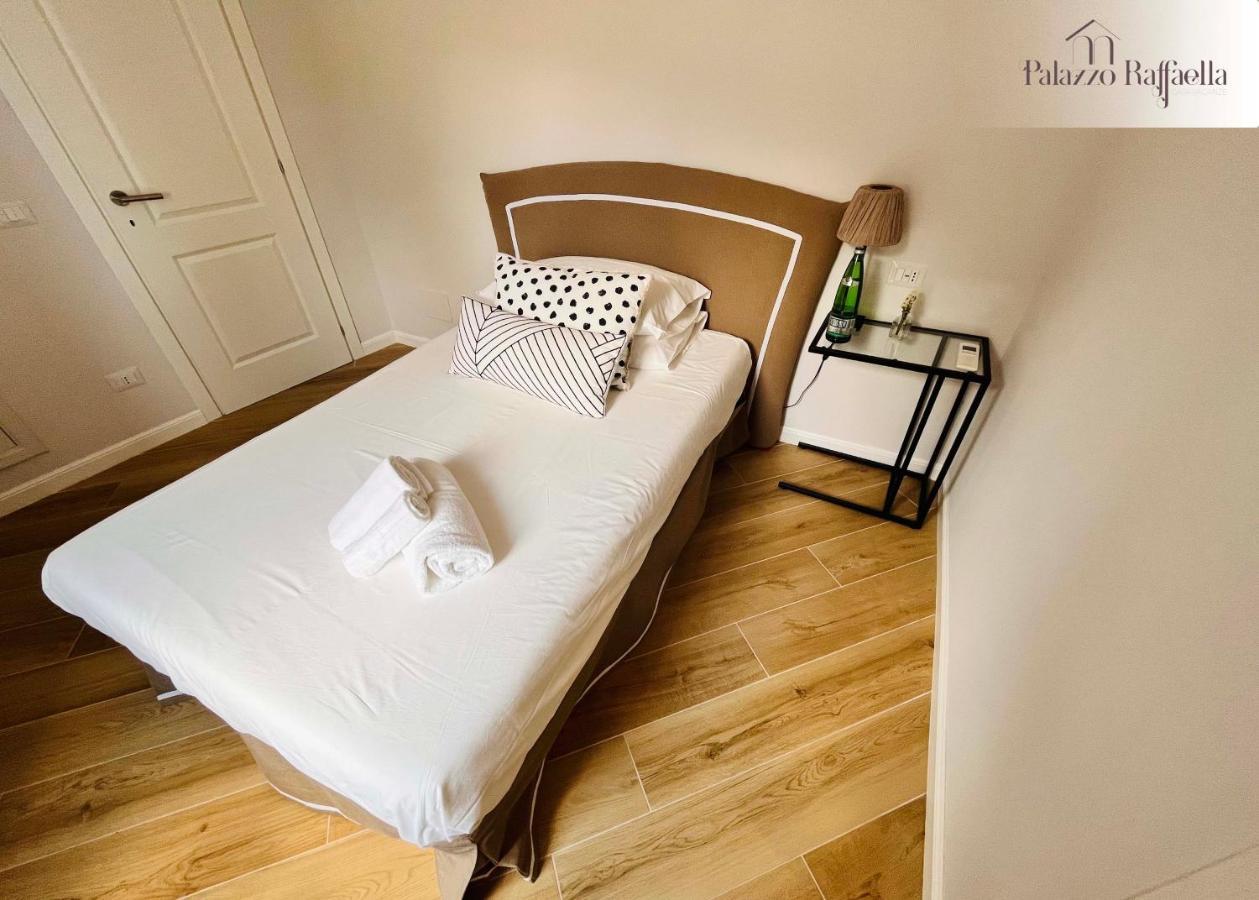 Palazzo Raffaella Apartment